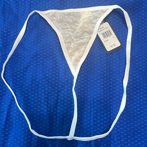 Fredericks of  Hollywood - G-string - White - Size Medium